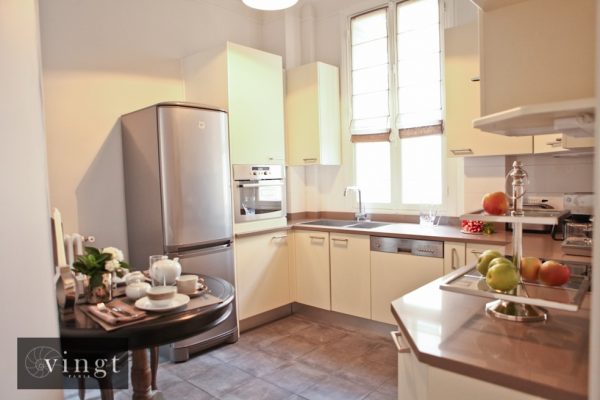 VINGT Paris Home from Home Etoile Trocadero Kitchen